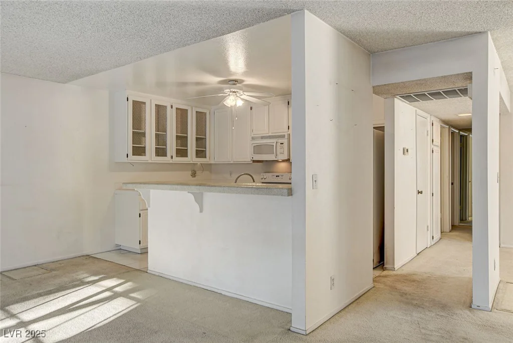 4648 Comnor Hill, Las Vegas, NV 89121