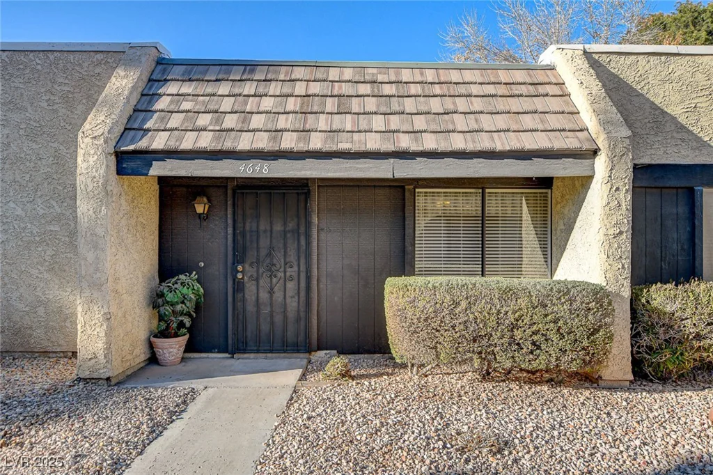 4648 Comnor Hill, Las Vegas, NV 89121