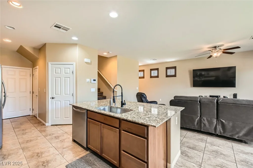 6629 Breakwater Reef, Las Vegas, NV 89149