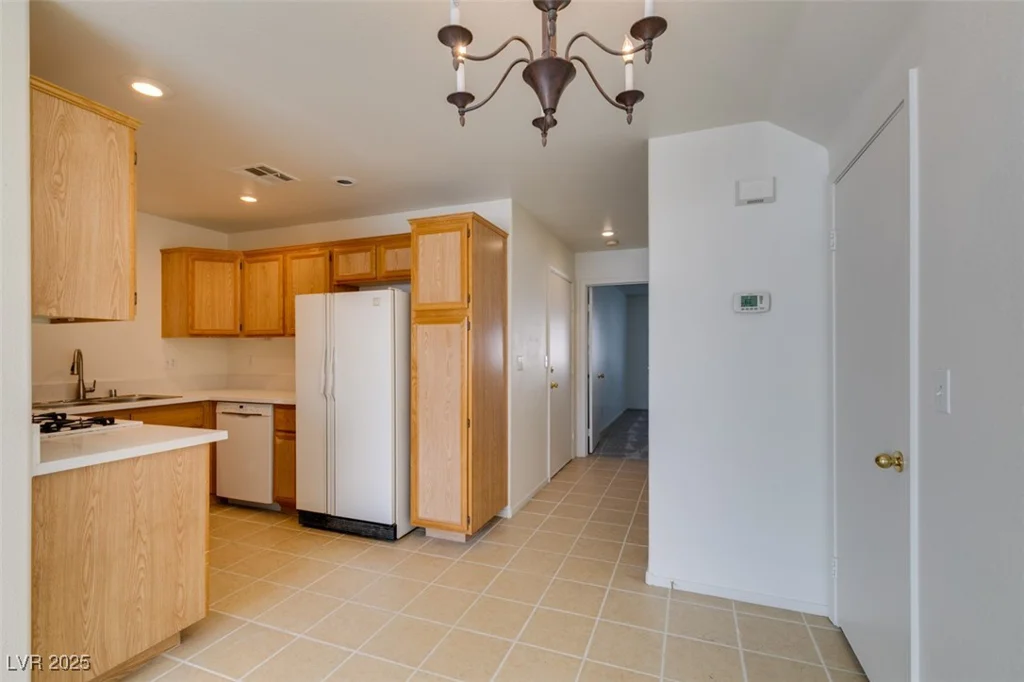2049 Audrey Hepburn, Las Vegas, NV 89142