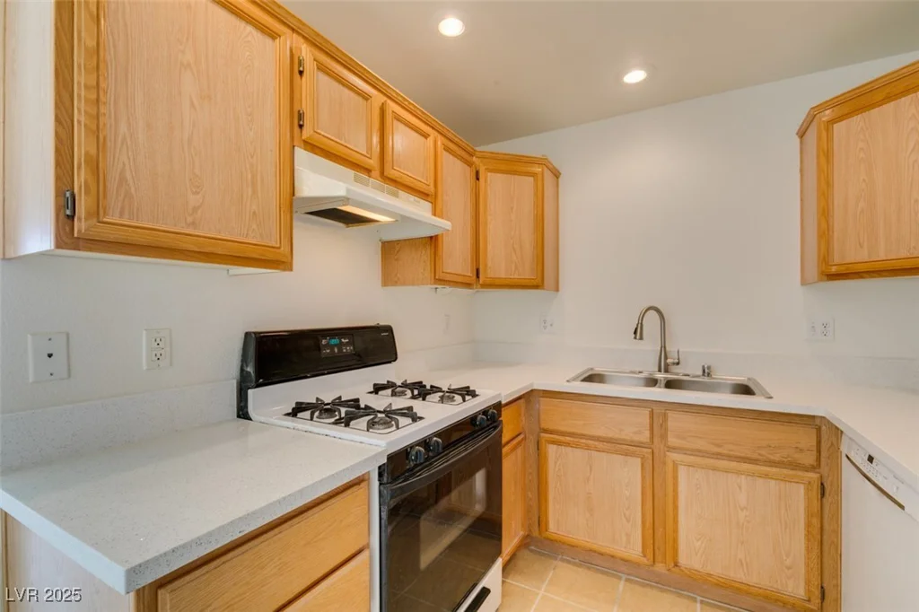 2049 Audrey Hepburn, Las Vegas, NV 89142