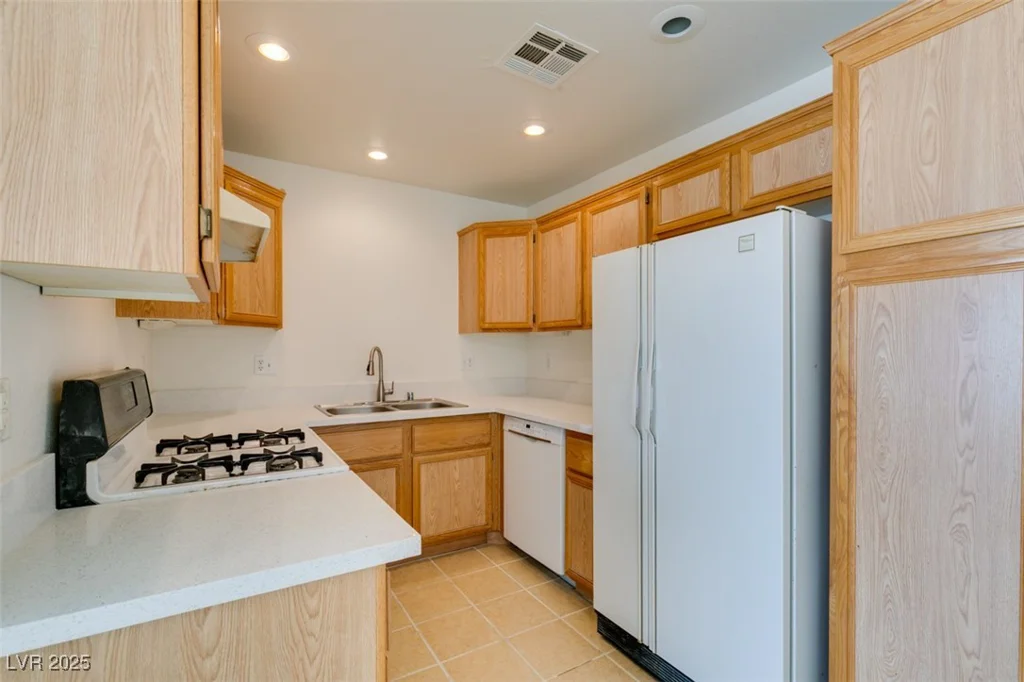 2049 Audrey Hepburn, Las Vegas, NV 89142