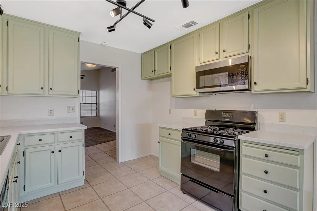 7719 Selby, Las Vegas, NV 89147