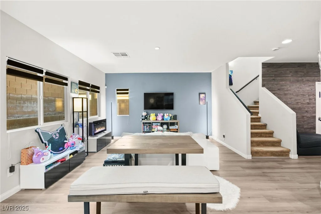 6989 Walden Park, Las Vegas, NV 89166