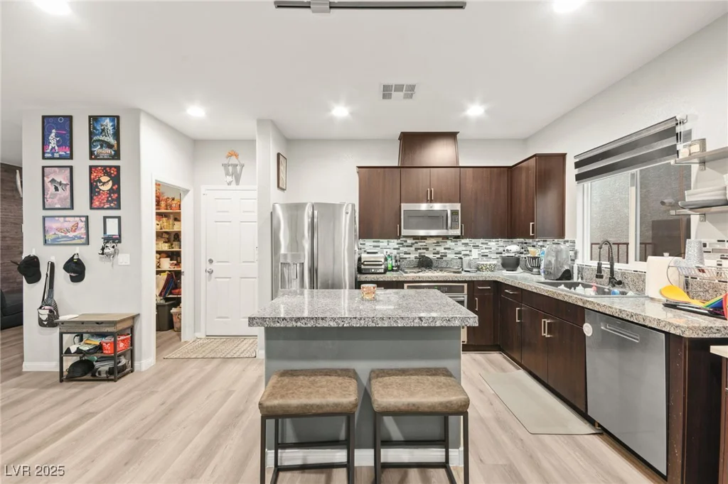 6989 Walden Park, Las Vegas, NV 89166