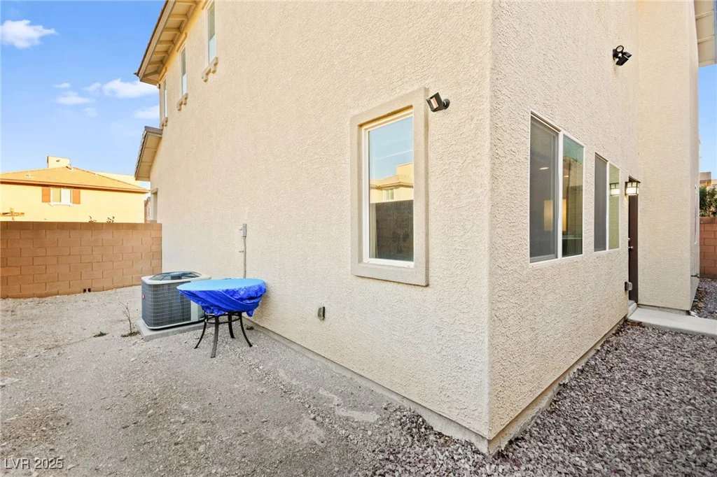 6989 Walden Park, Las Vegas, NV 89166