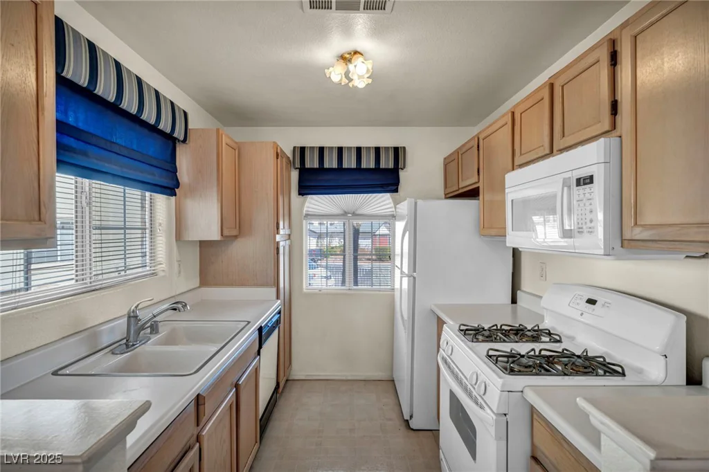 3412 Winterhaven, Las Vegas, NV 89108