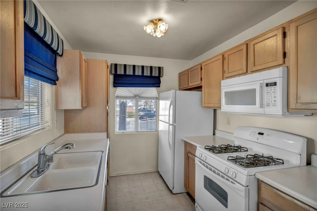 3412 Winterhaven, Las Vegas, NV 89108