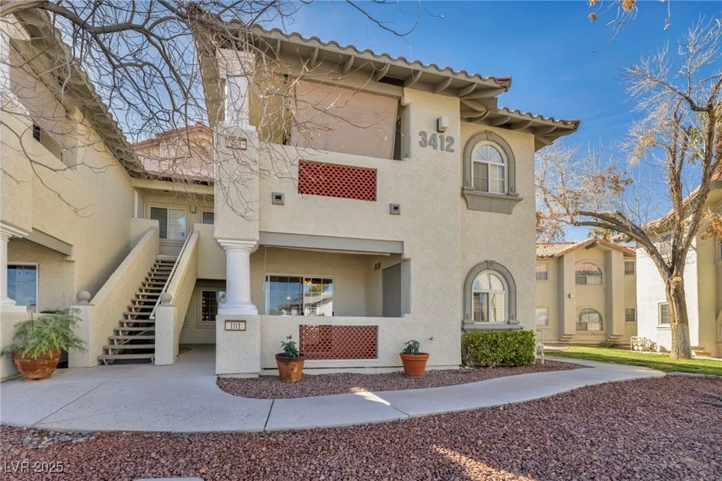 3412 Winterhaven, Las Vegas, NV 89108