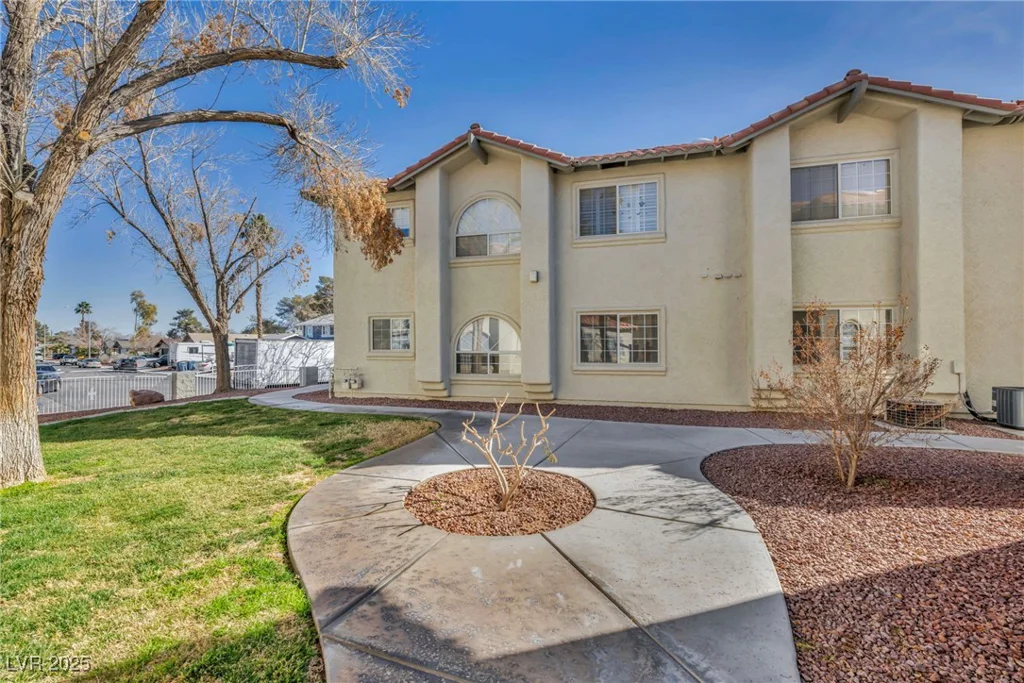 3412 Winterhaven, Las Vegas, NV 89108