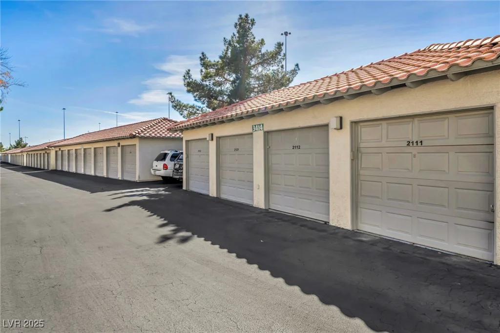 3412 Winterhaven, Las Vegas, NV 89108