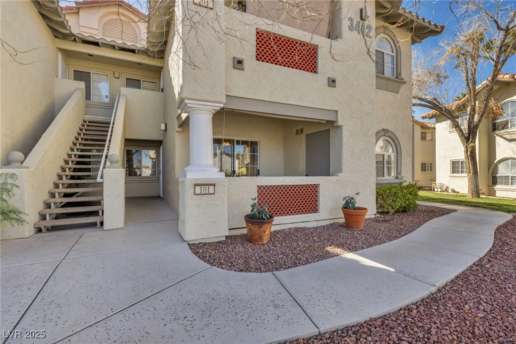 3412 Winterhaven, Las Vegas, NV 89108