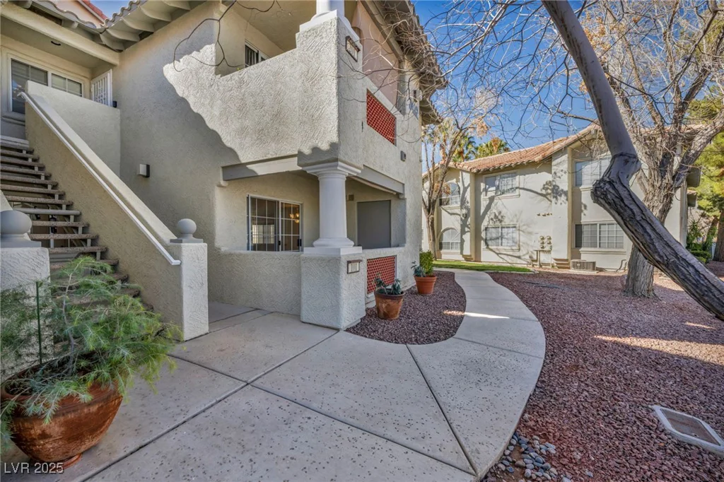 3412 Winterhaven, Las Vegas, NV 89108