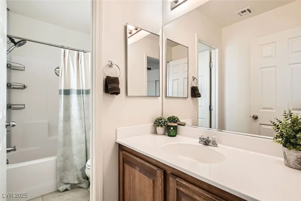 5958 Agate, Las Vegas, NV 89139