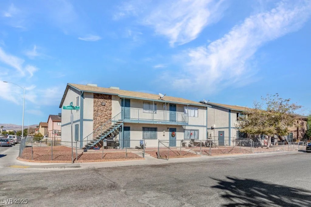 4708 Thunderbolt, Las Vegas, NV 89115
