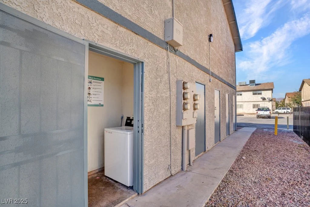 4708 Thunderbolt, Las Vegas, NV 89115