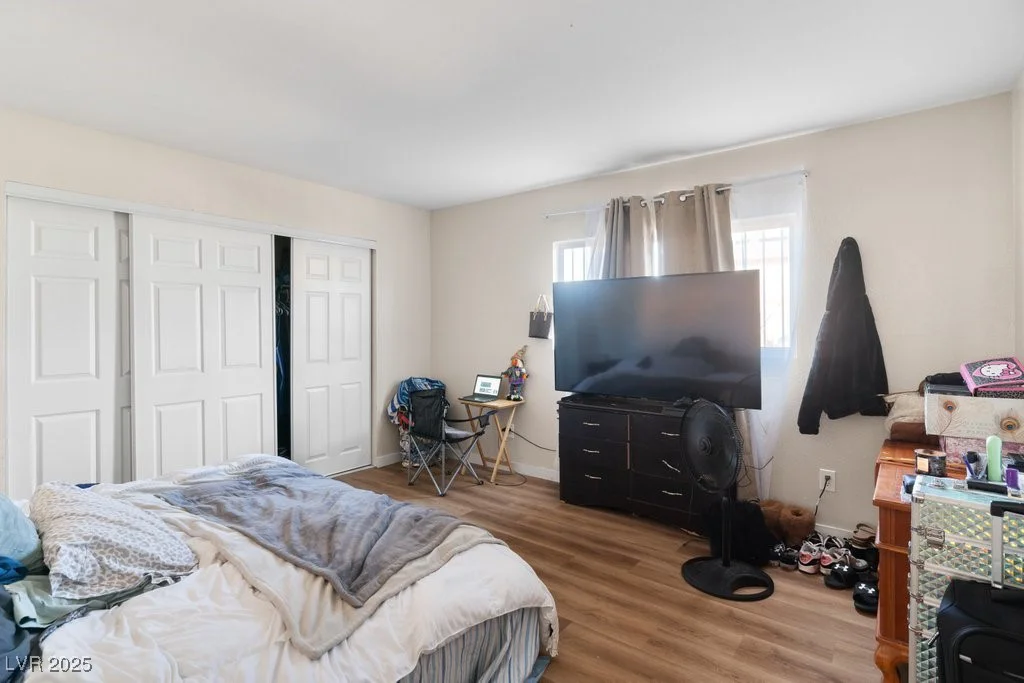 4708 Thunderbolt, Las Vegas, NV 89115