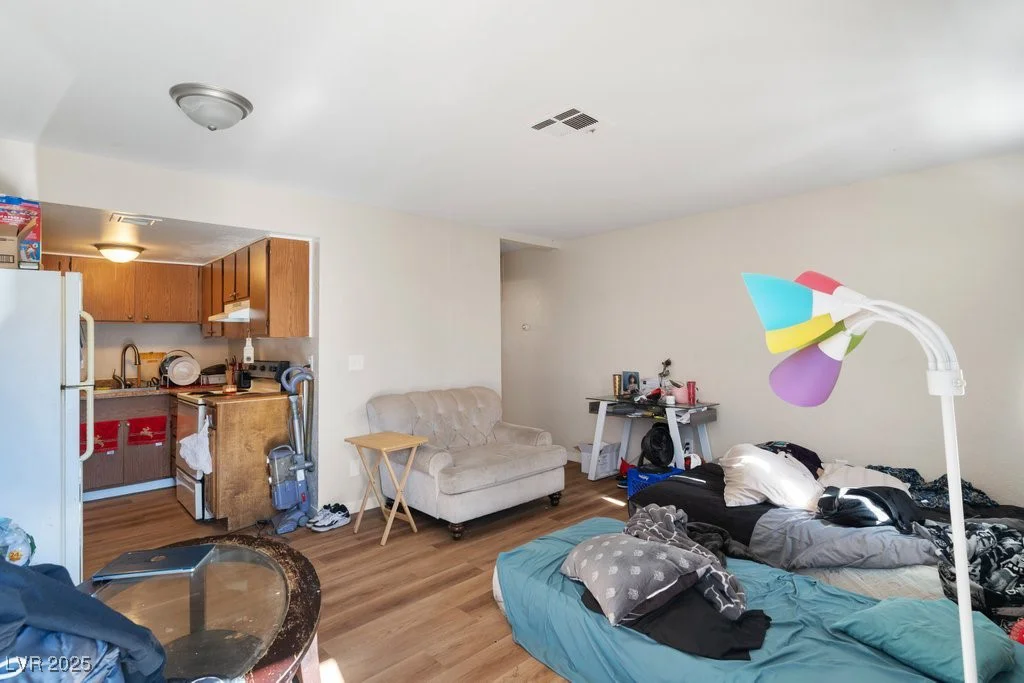4708 Thunderbolt, Las Vegas, NV 89115