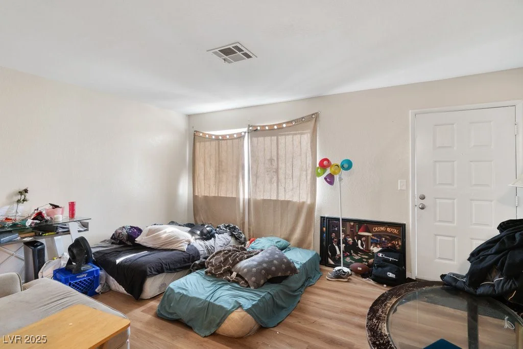 4708 Thunderbolt, Las Vegas, NV 89115