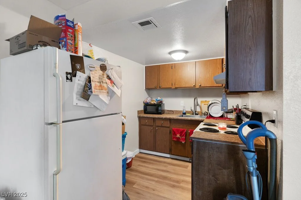 4708 Thunderbolt, Las Vegas, NV 89115