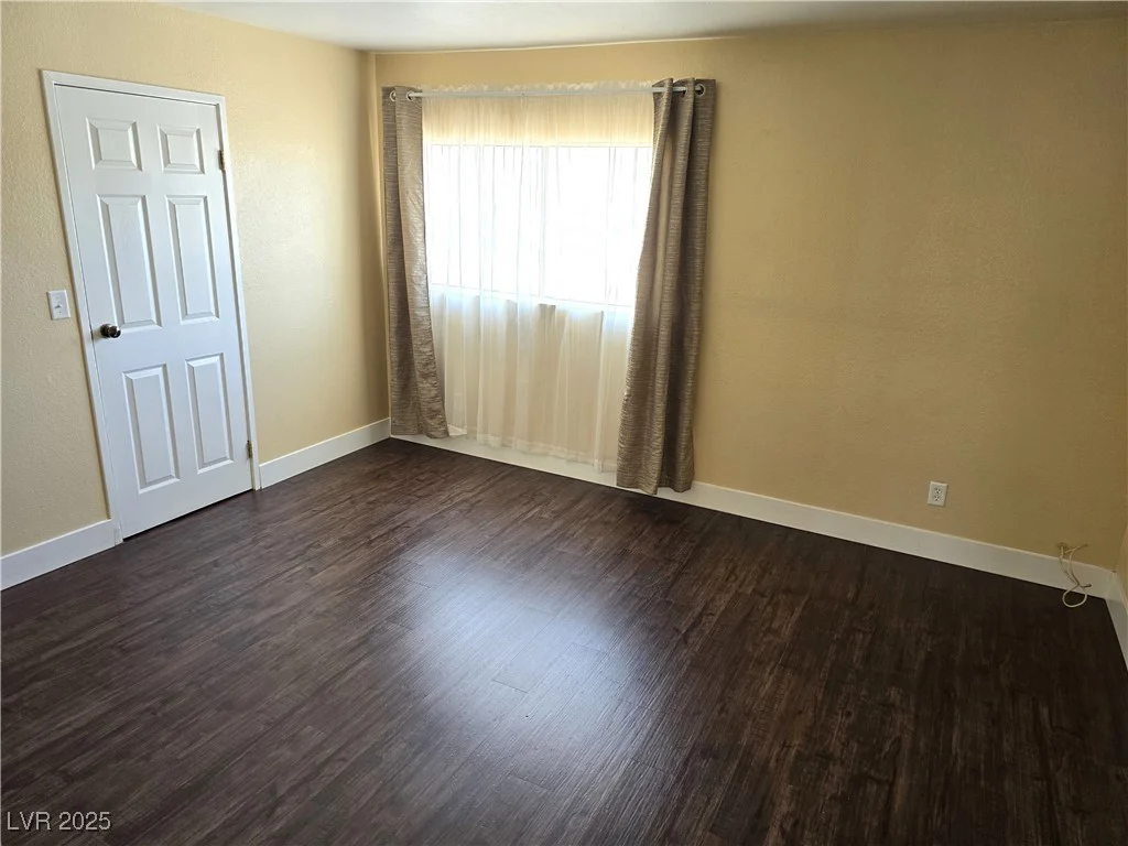4708 Thunderbolt, Las Vegas, NV 89115