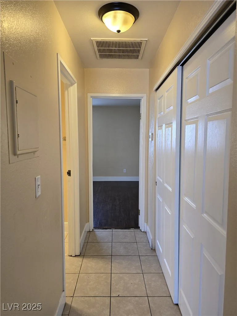 4708 Thunderbolt, Las Vegas, NV 89115