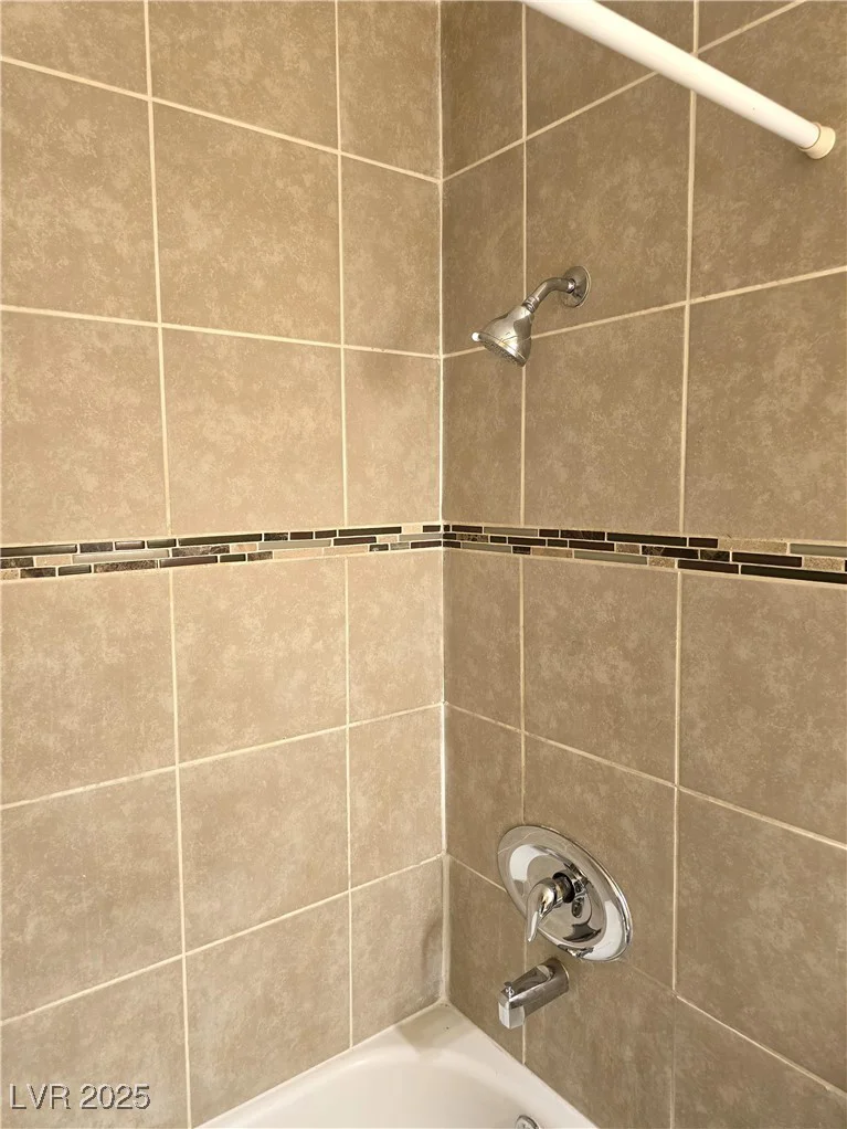 4708 Thunderbolt, Las Vegas, NV 89115