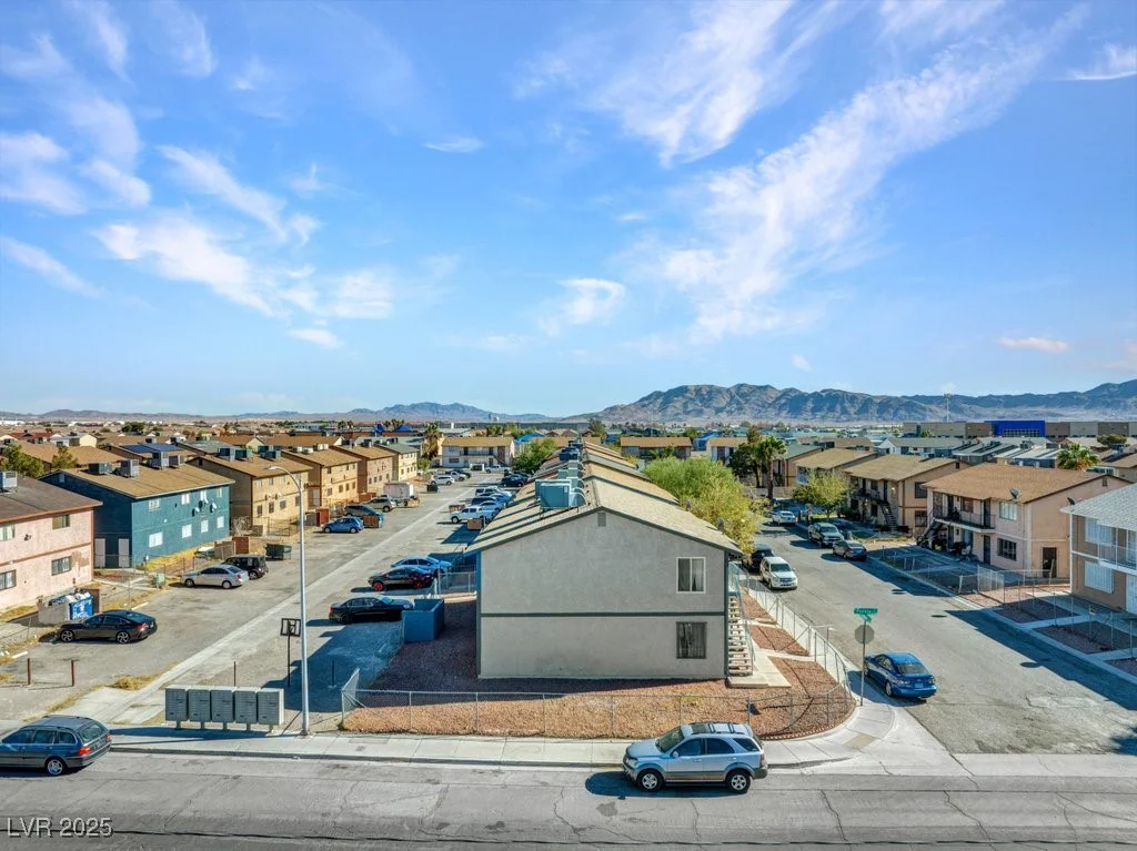 4708 Thunderbolt, Las Vegas, NV 89115