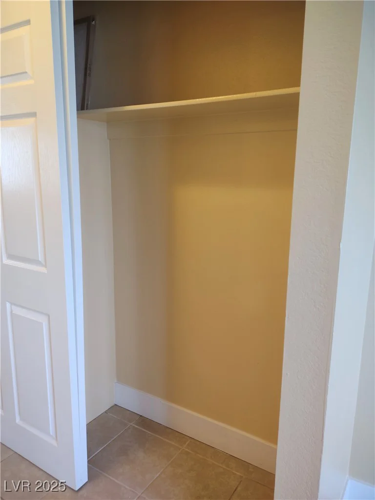 4708 Thunderbolt, Las Vegas, NV 89115