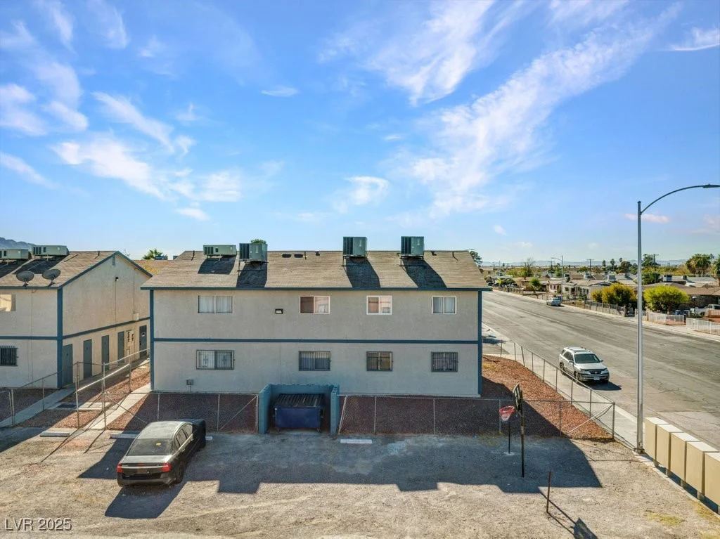 4708 Thunderbolt, Las Vegas, NV 89115