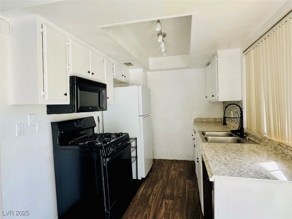 1405 Vegas Valley, Las Vegas, NV 89169