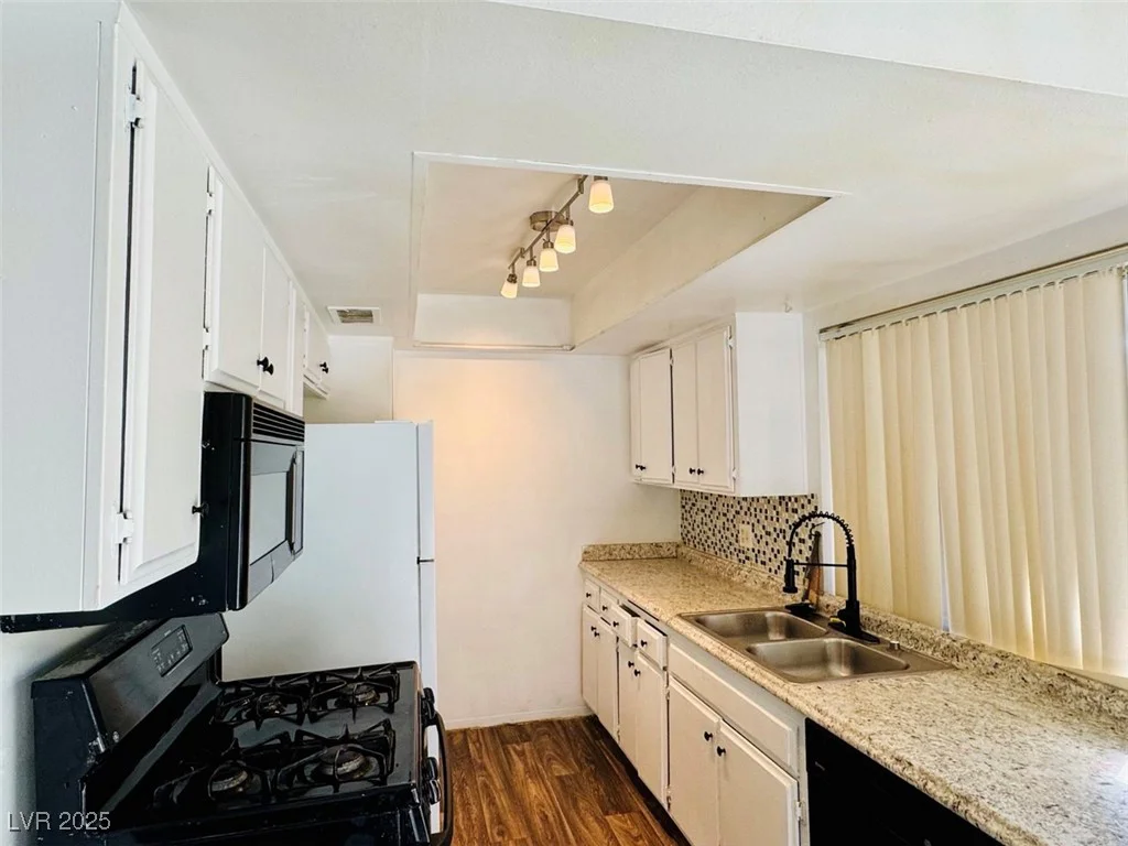 1405 Vegas Valley, Las Vegas, NV 89169