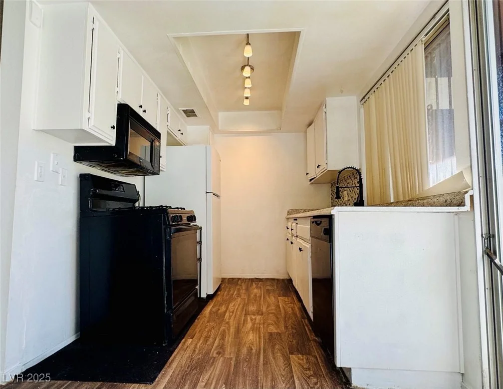 1405 Vegas Valley, Las Vegas, NV 89169