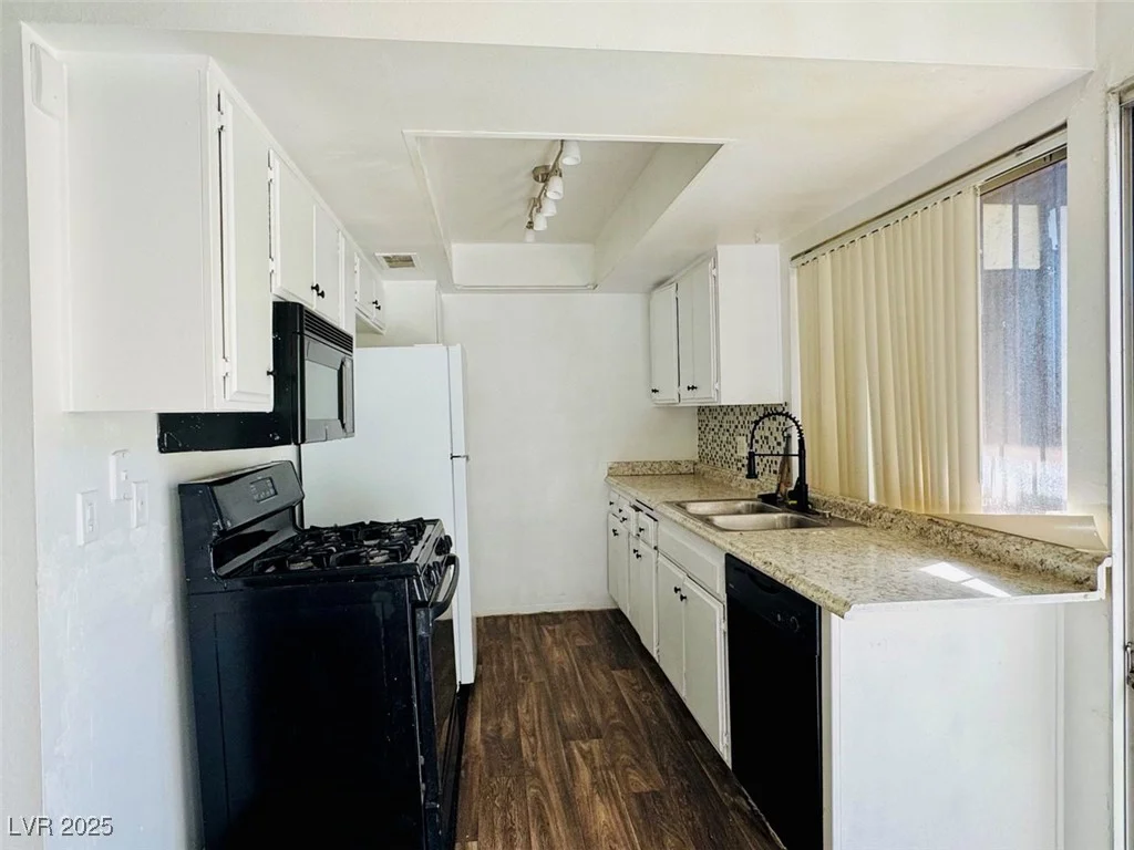 1405 Vegas Valley, Las Vegas, NV 89169