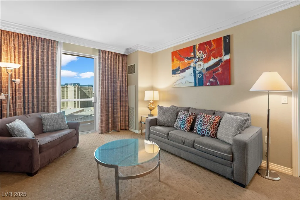 125 Harmon, Las Vegas, NV 89109