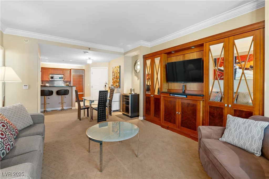 125 Harmon, Las Vegas, NV 89109
