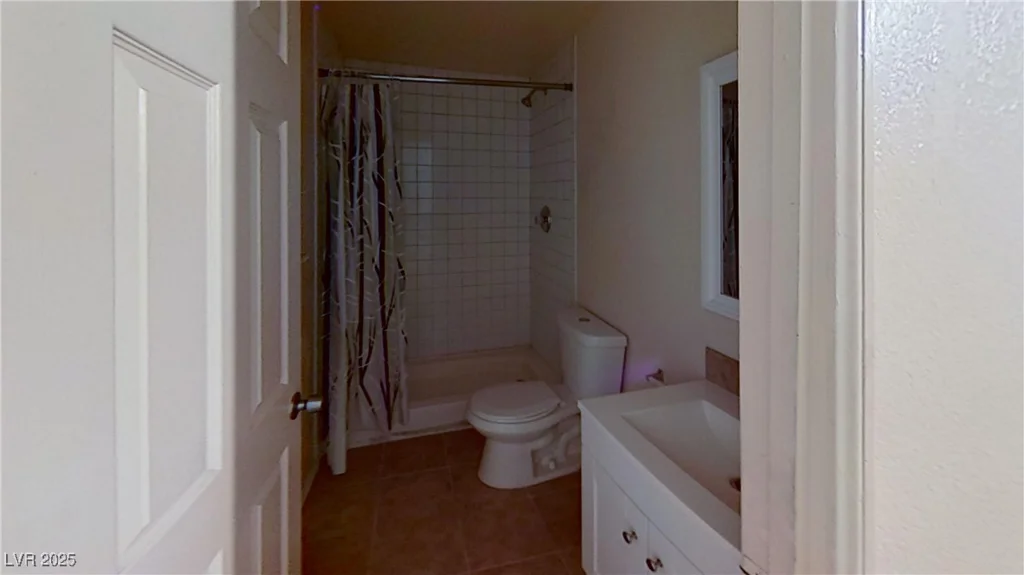 173 Betty, Las Vegas, NV 89110