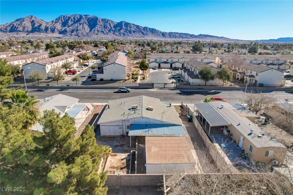 173 Betty, Las Vegas, NV 89110