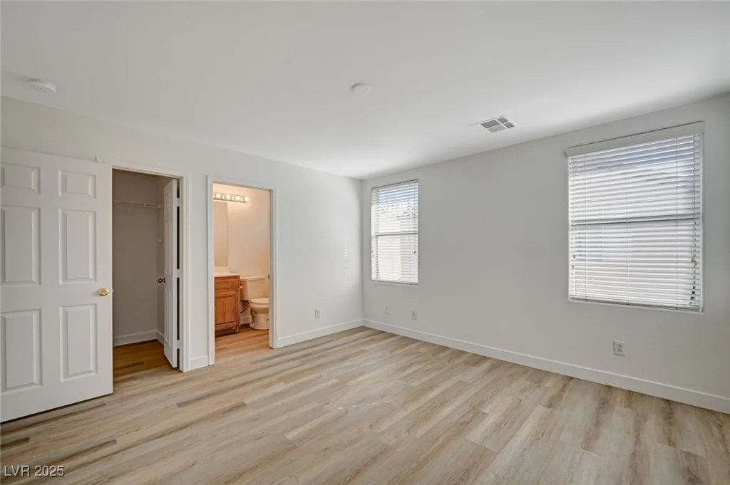 5861 Secret Island, Las Vegas, NV 89139