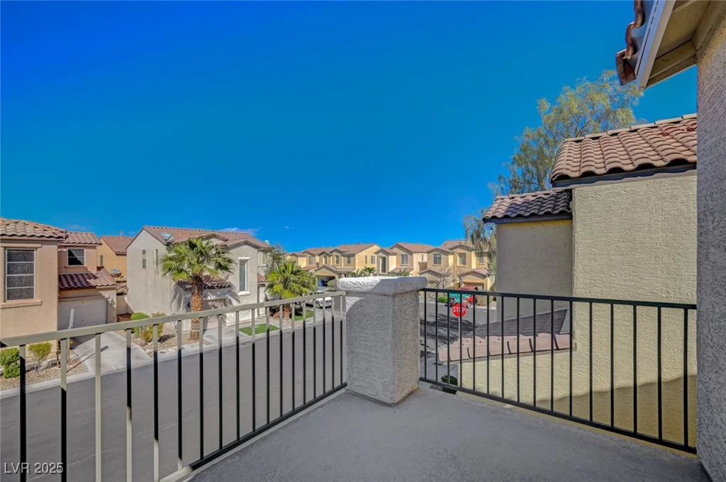 5861 Secret Island, Las Vegas, NV 89139