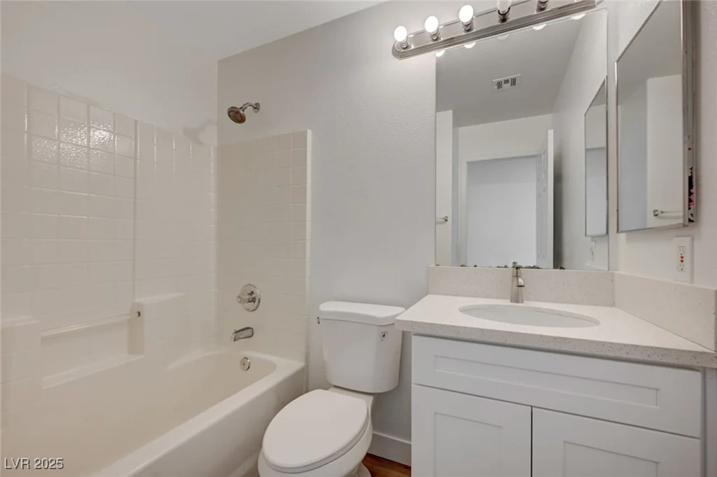 5861 Secret Island, Las Vegas, NV 89139