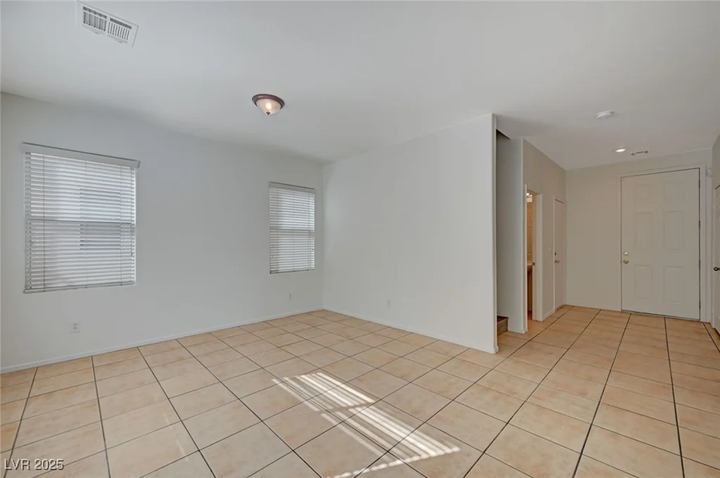 5861 Secret Island, Las Vegas, NV 89139