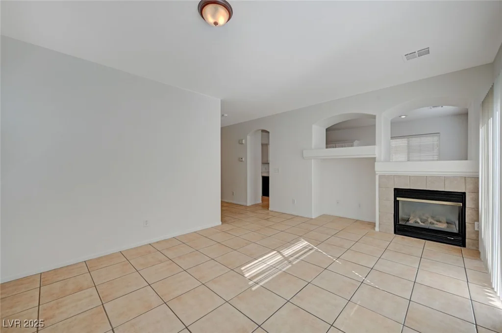 5861 Secret Island, Las Vegas, NV 89139