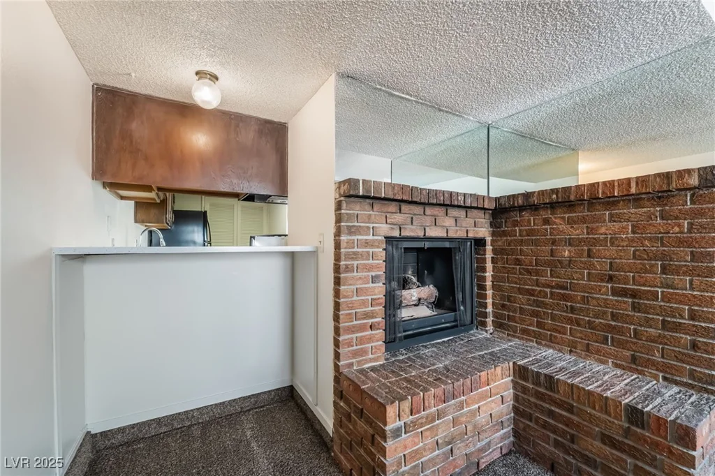 2667 Aracatuba, Las Vegas, NV 89121
