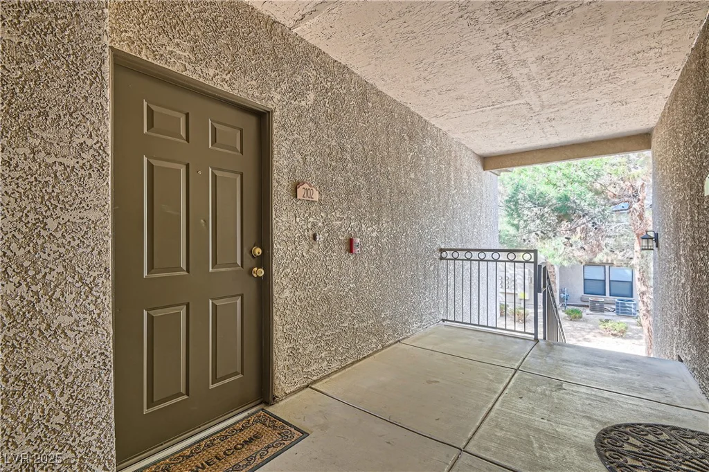 8250 Grand Canyon, Las Vegas, NV 89166