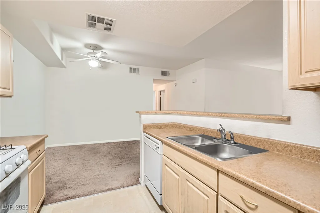 8250 Grand Canyon, Las Vegas, NV 89166