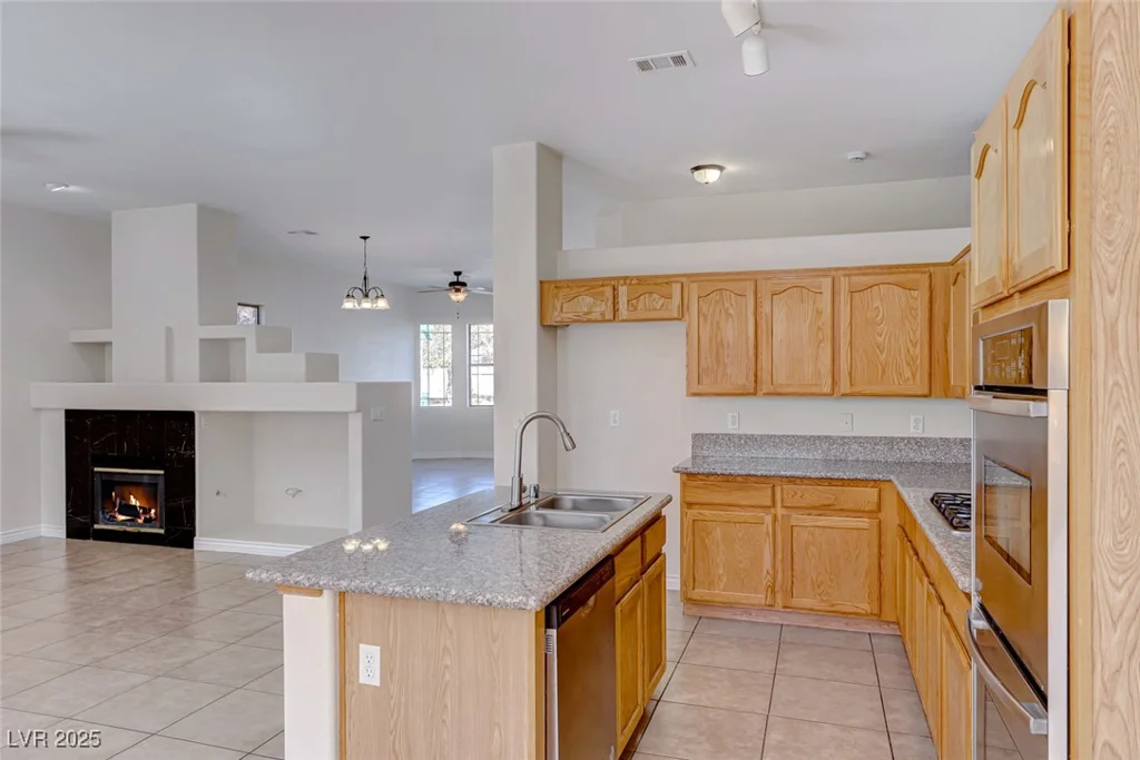 1035 Dodger Blue, Las Vegas, NV 89123