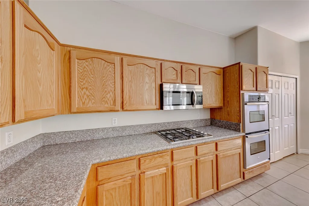 1035 Dodger Blue, Las Vegas, NV 89123