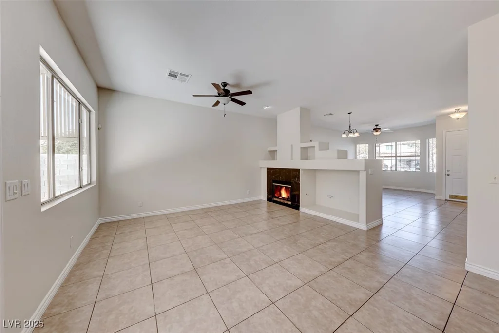 1035 Dodger Blue, Las Vegas, NV 89123