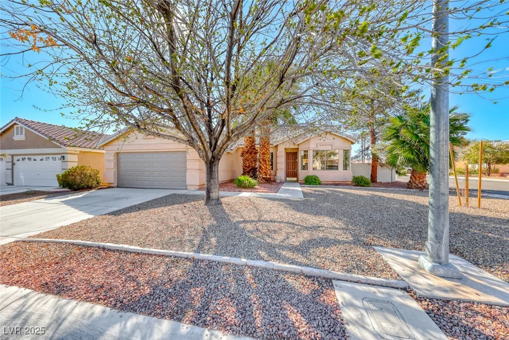 1035 Dodger Blue, Las Vegas, NV 89123